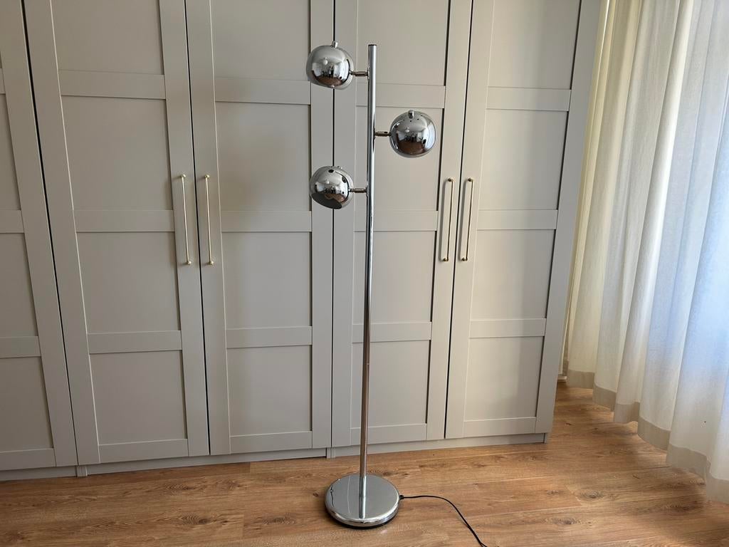 Prachtige  vloerlamp met drie verstelbare bollen, Huis en Inrichting, Lampen | Vloerlampen, Ophalen, Zo goed als nieuw, 150 tot 200 cm