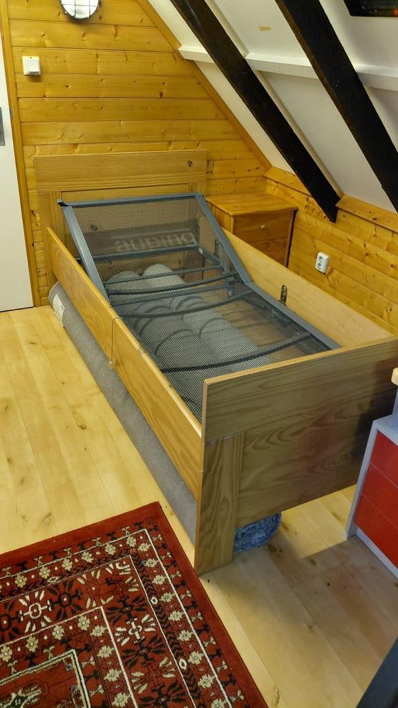 Seniorenbed met Auping bodem, Ophalen, 90 cm, 200 cm, Hout