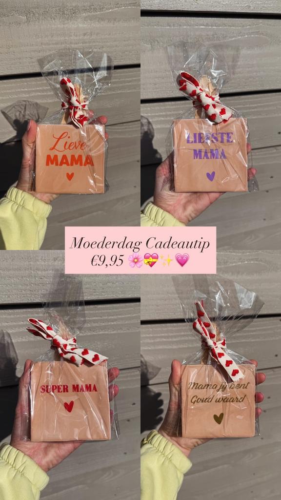 Moederdag tegeltjes + houder, Huis en Inrichting, Woonaccessoires | Tekstborden en Spreuken, Ophalen of Verzenden, Nieuw