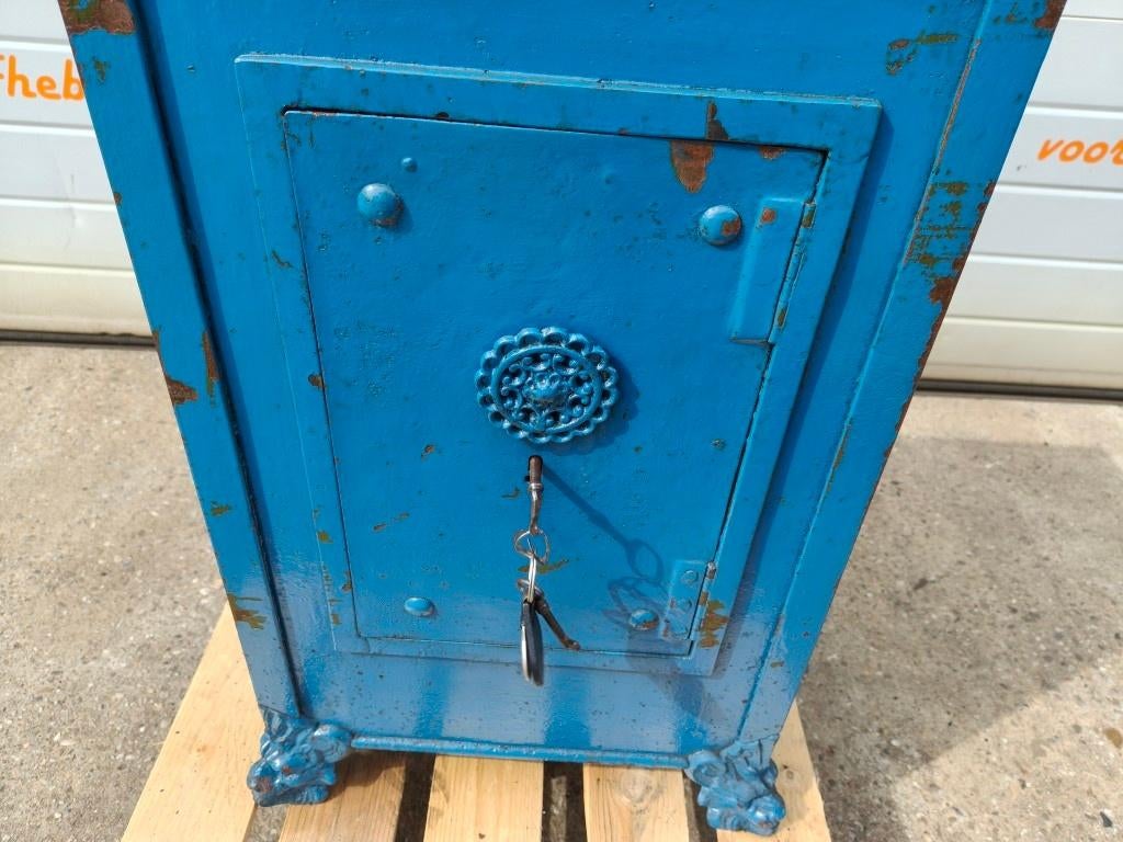 Vintage kluis, kast model, hbd 69x42x33cm, incl. 2 sleutels, Huis en Inrichting, Brandblussers en Brandkasten, Ophalen, Gebruikt