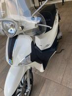 Mooie Piaggio Liberty 4 tk, Fietsen en Brommers, Scooters | Piaggio, Ophalen, Zo goed als nieuw, Benzine, Overige modellen