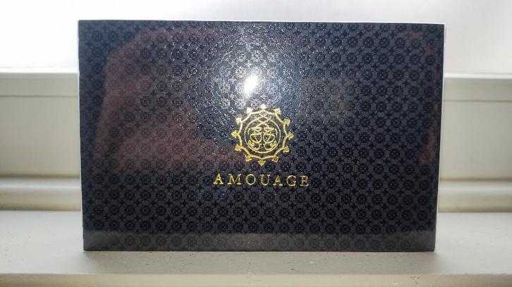 Amouage Men's Sampler Set 12x2ml, Sieraden, Tassen en Uiterlijk, Uiterlijk | Parfum, Nieuw, Ophalen of Verzenden