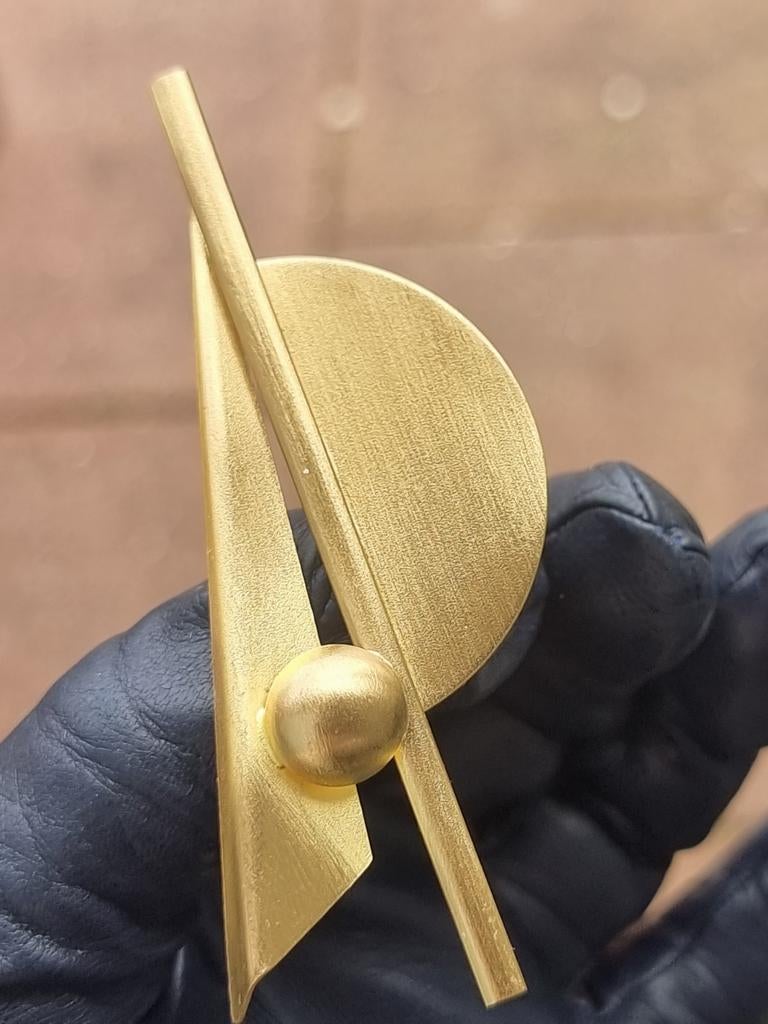 Vintage 90's modernist design broche, Ophalen of Verzenden, Zo goed als nieuw, Goud, Overige materialen