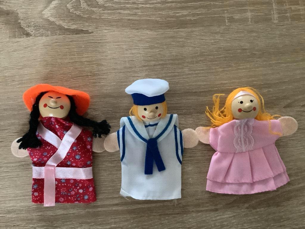 3 vingerpoppetjes met houten hoofdjes o.a. Chinees 3 euro, Verzamelen, Poppetjes en Figuurtjes, Ophalen of Verzenden, Zo goed als nieuw