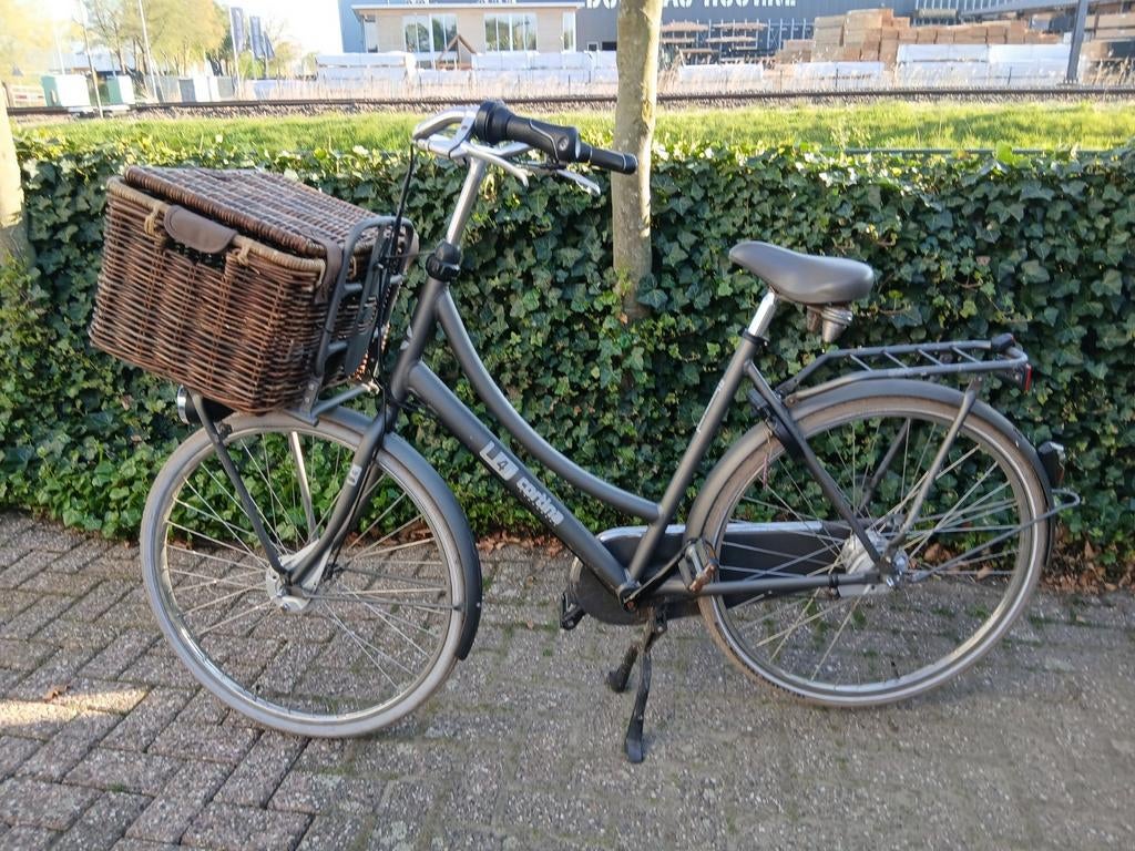 Cortina Transportfiets Dames - Grijs met Mand, Fietsen en Brommers, Fietsen | Dames | Damesfietsen, Gebruikt, Overige merken, Ophalen of Verzenden