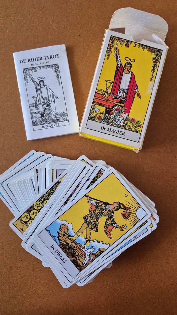 De Tarot kaarten van Rider waite, Verzamelen, Speelkaarten, Jokers en Kwartetten, Ophalen of Verzenden, Gebruikt, Speelkaart(en)