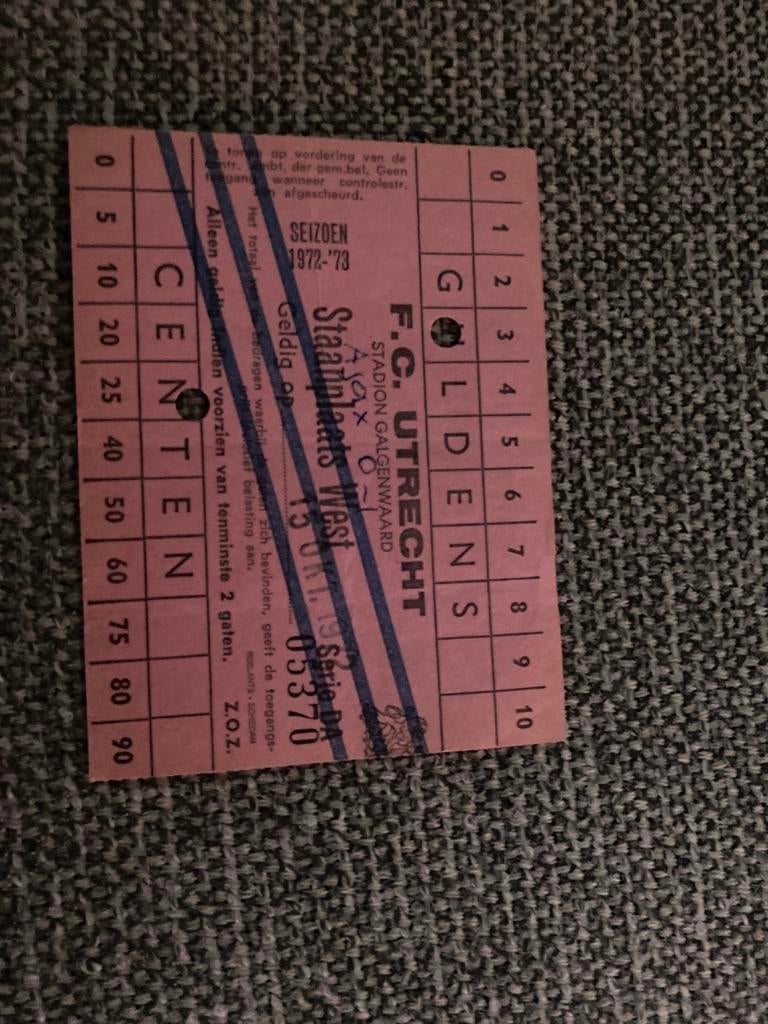 TICKET FC UTRECHT-AJAX 72-73, Verzamelen, Sportartikelen en Voetbal, Ophalen of Verzenden, Zo goed als nieuw, Ajax, Overige typen