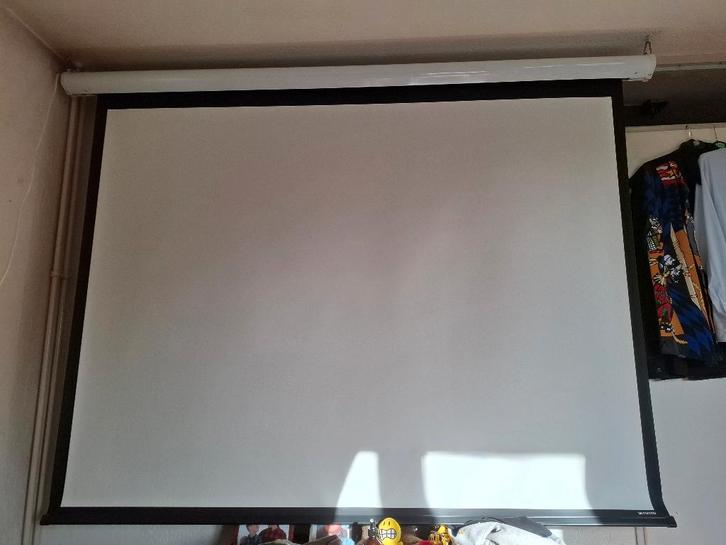 Ivisions elektrisch projectiescherm (200 inch / 4:3), Audio, Tv en Foto, Projectieschermen, Gebruikt, Elektrisch, Ophalen