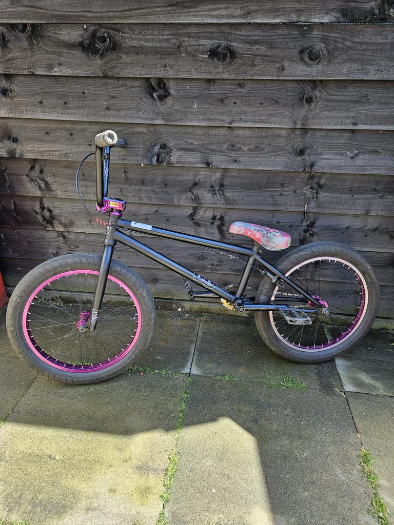 Mooie acedemy bmx, Ophalen of Verzenden, Zo goed als nieuw, Aluminium