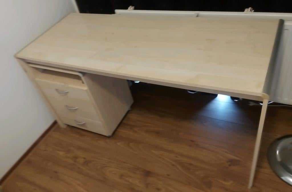 Bureautafel, Huis en Inrichting, Bureaus, Ophalen, Gebruikt, Spaanplaat of MDF, Goud