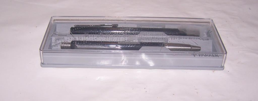 Parker pennenset Havenloods. Nieuw in doos., Verzamelen, Pennenverzamelingen, Pennenset, Parker, Nieuw, Ophalen of Verzenden