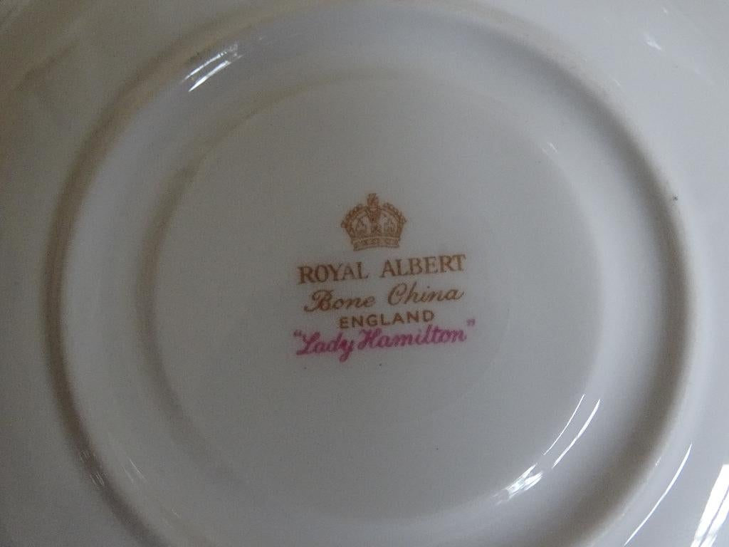 Kop-en-schotel, Royal Albert, LADY HAMILTON, gaaf, Antiek en Kunst, Antiek | Servies los, Ophalen of Verzenden