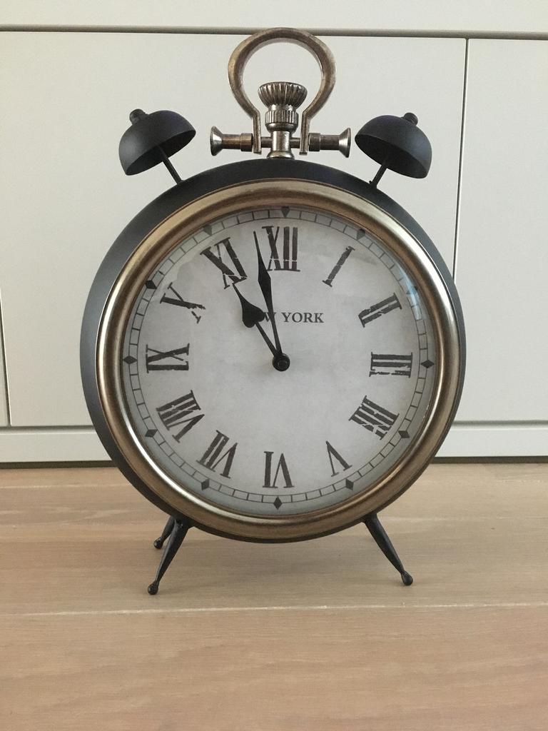 Leuke deco klok, Ophalen, Zo goed als nieuw, Wandklok