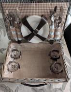 Greywash Picknickmand van wilgentenen. 4 personen, Ophalen, Zo goed als nieuw