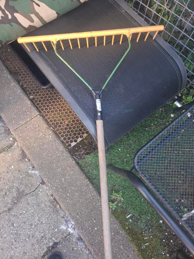 Tuin of hooihark lange steel mooie kwaliteit, Ophalen of Verzenden, Zo goed als nieuw, Hark