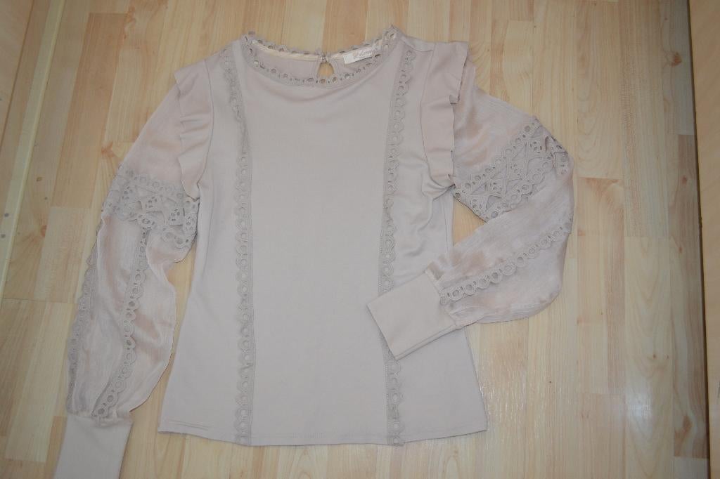 Top van Lulumary maat L, Kleding | Dames, Tops, Lulumary, Beige, Ophalen of Verzenden, Zo goed als nieuw