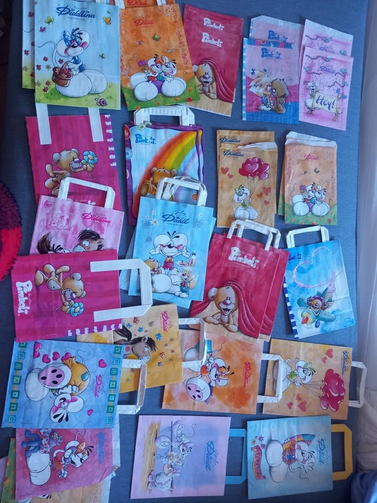 Verzameling Diddl tasjes en Zakjes, Verzamelen, Diddl, Ophalen of Verzenden, Papier, Kaart of Schrift