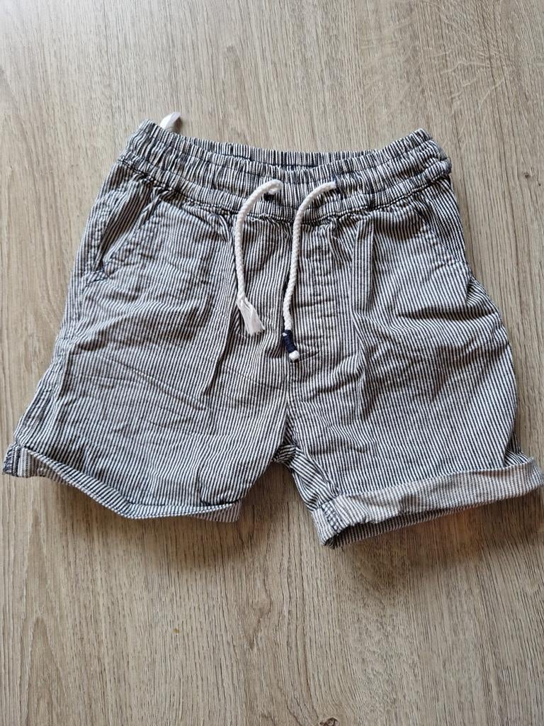 Korte jongensbroek maat 110/116, Kinderen en Baby's, Kinderkleding | Maat 110, Zeeman, Gebruikt, Meisje, Ophalen of Verzenden