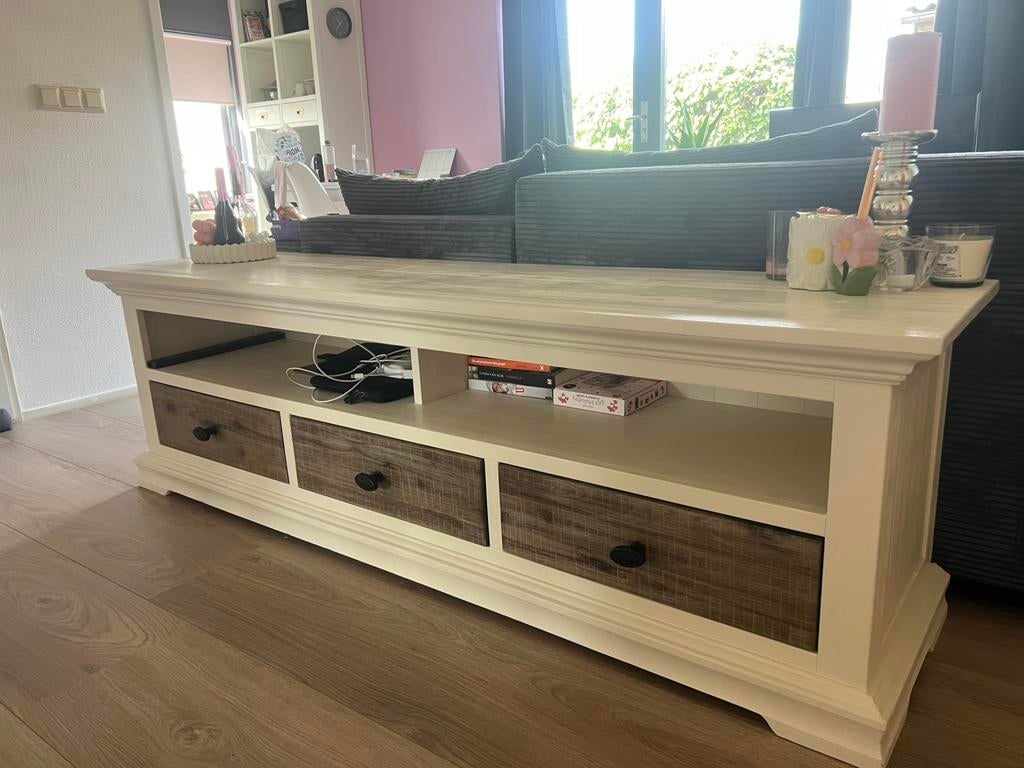 Tv meubel, 150 tot 200 cm, Eikenhout, Ophalen of Verzenden, Zo goed als nieuw