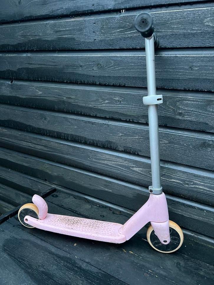 Lichtroze Oxelo step Decathlon, Fietsen en Brommers, Steps, Gebruikt, Gewone step, Ophalen of Verzenden