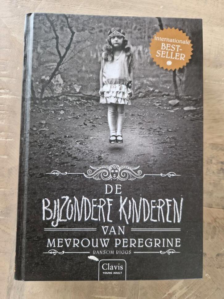 De Bijzondere Kinderen van Mevrouw Peregrine - Ransom Riggs, Boeken, Romans, Zo goed als nieuw, Nederland, Ophalen of Verzenden