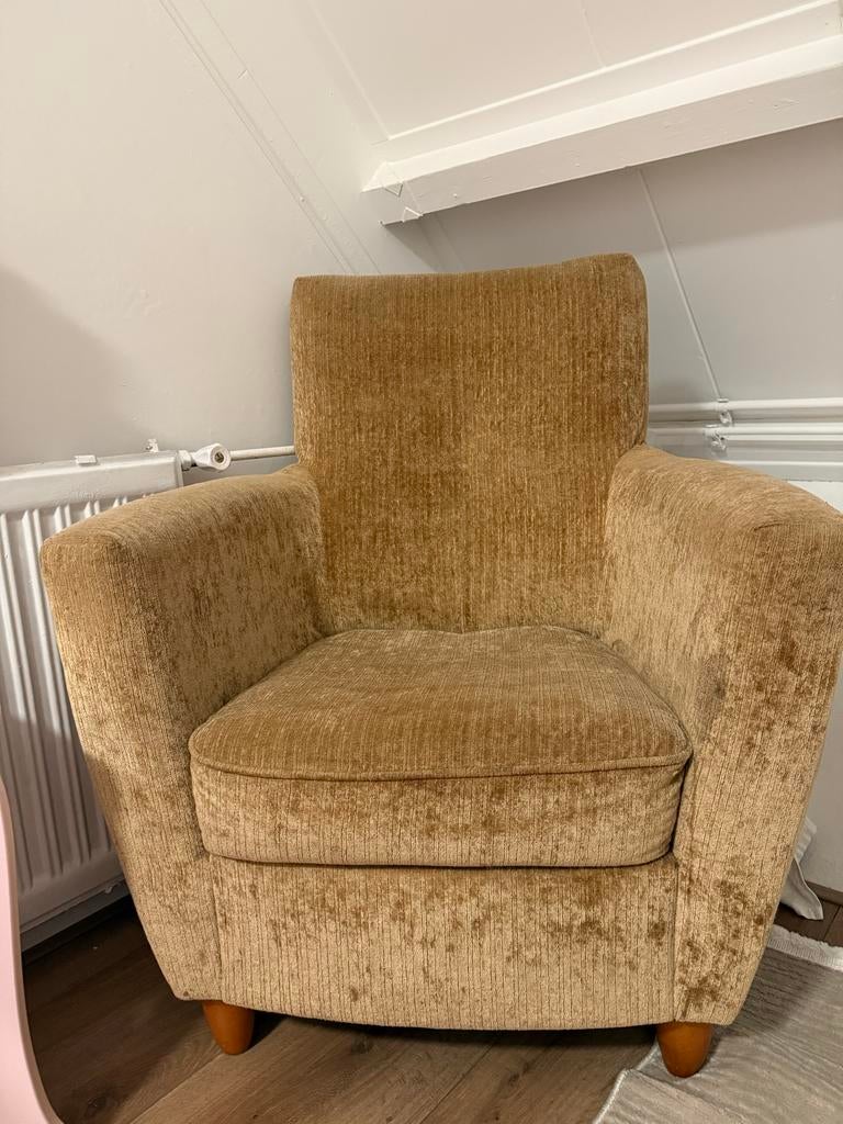 Comfortabele fauteuil in goudbruine stof, Ophalen, Gebruikt, Stof, 75 tot 100 cm