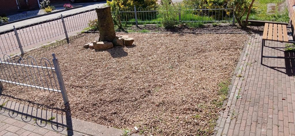 Gratis grind / split, Tuin en Terras, Ophalen, Gebruikt, Geel, Split