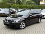 BMW 5-serie Touring 525d|Automaat|Youngtimer|Navigatie|Stoel, Auto's, Gebruikt, Zwart, 2000 kg, Zwart