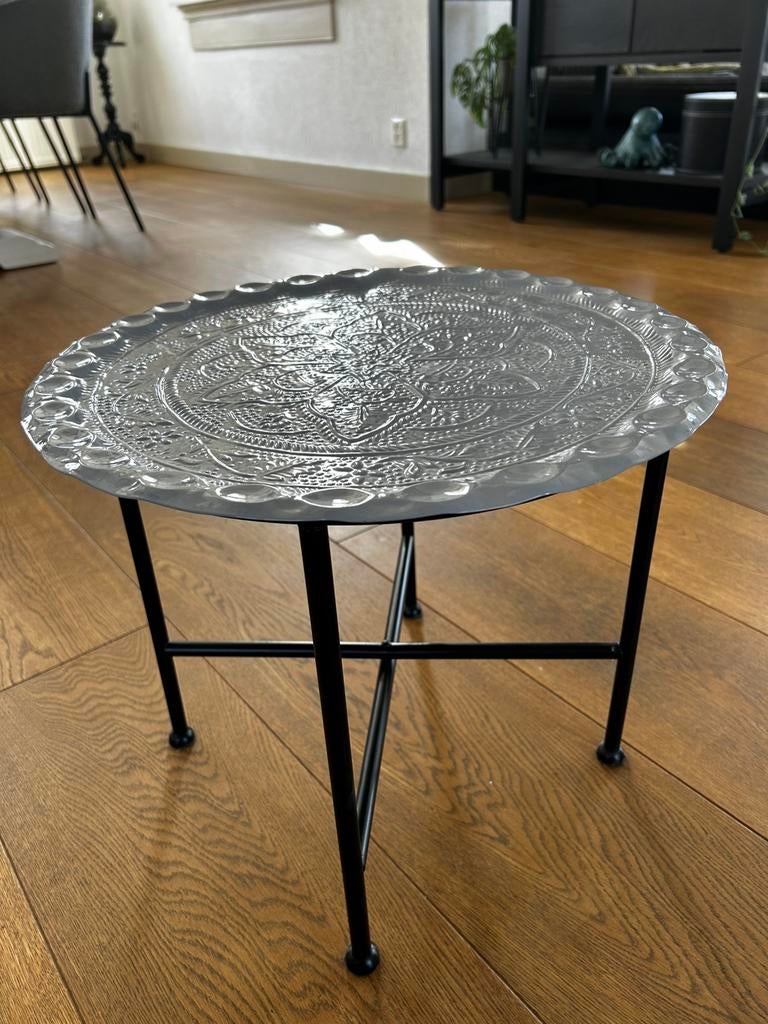 Leuke bijzettafel met afneembaar dienblad zwart grijs, Ophalen, Minder dan 45 cm, Minder dan 55 cm, Rond