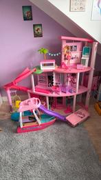 Barbie droomhuis met veel extras, Ophalen of Verzenden, Zo goed als nieuw, Toebehoren