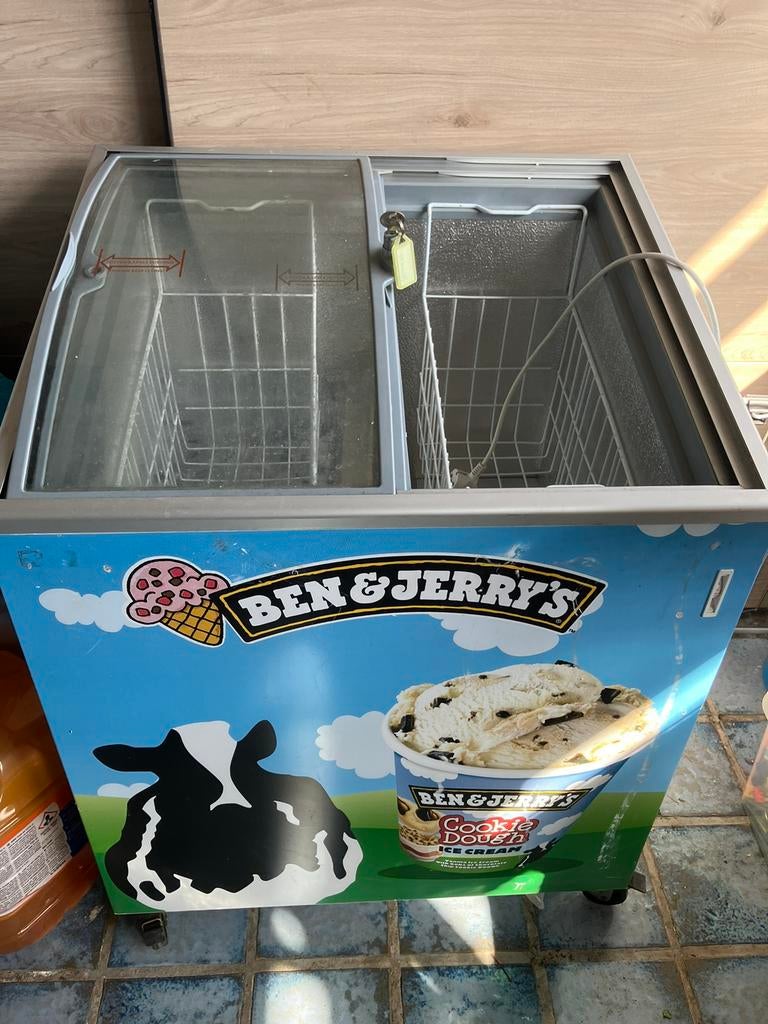 Ben & Jerry ijskist, Ophalen, Vrieskist, Gebruikt, Minder dan 85 cm