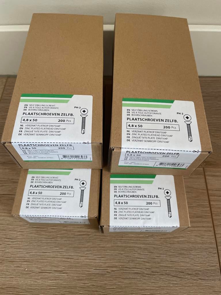 Nieuwe zelfborende plaatschroeven 4,8 x 50 mm (4 dozen), Doe-het-zelf en Verbouw, IJzerwaren en Bevestigingsmiddelen, Ophalen of Verzenden