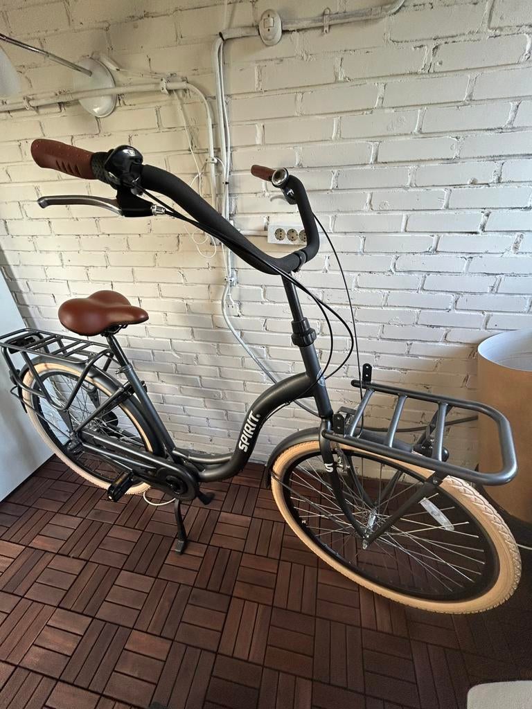 Decathlon spirit bicycle 28 inch, Ophalen, 0 zitjes, Zo goed als nieuw, Overige merken