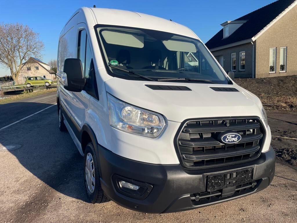 Ford Transit 105pk 2.0 L2H2 Trend Airco Trekhaak Navi Cruise, Auto's, Euro 6, Particulier, Transit, Te koop