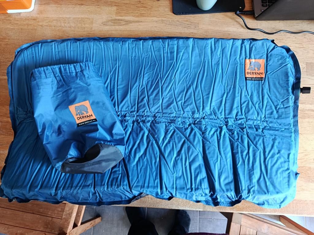 Deryan Opblaasbaar Aankleedkussen - Ideaal voor Onderweg, Kinderen en Baby's, Overige Kinderen en Baby's, Gebruikt, Ophalen of Verzenden