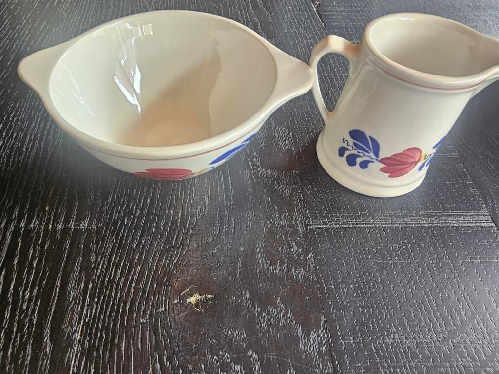 Boerenbont melkkannetje en schaaltje, Huis en Inrichting, Keuken | Servies, Ophalen, Gebruikt, Overige typen, Aardewerk