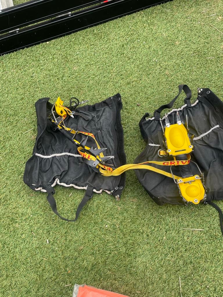 Grivel stijgijzers met anti-stollingsrubber en gaiters, Ophalen, Zo goed als nieuw, Overige typen