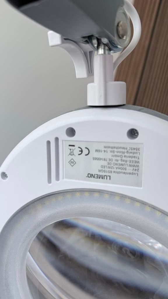 Schoonheidsspecialiste Lumeno Lamp - Vergrootglas zgan, Diensten en Vakmensen, Schoonheidsspecialisten | Overige