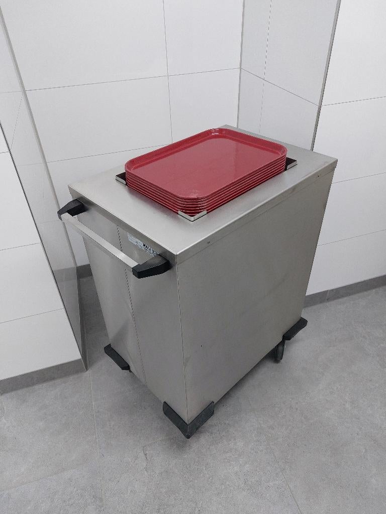 Lowerator (stapelaar kar) met 55 dienbladen, Ophalen, Gebruikt, Rechthoekig, Metaal