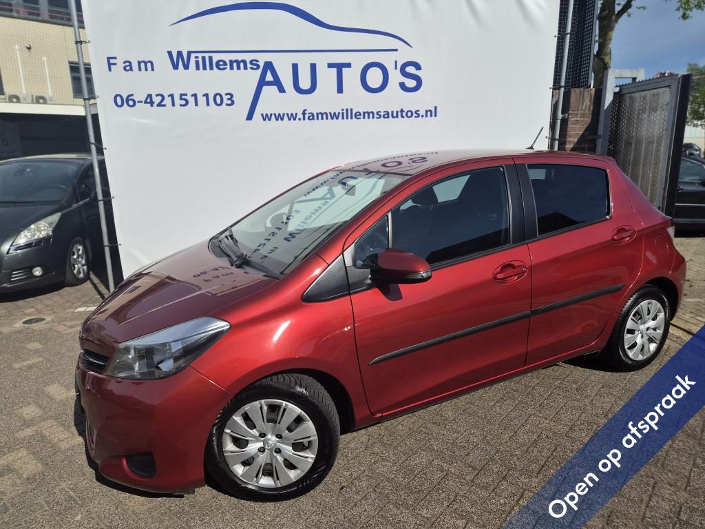 Toyota Yaris 1.3 VVT-i Aspiration automaat (bj 2012), Auto's, Toyota, Automaat, Euro 5, Stof, Zwart