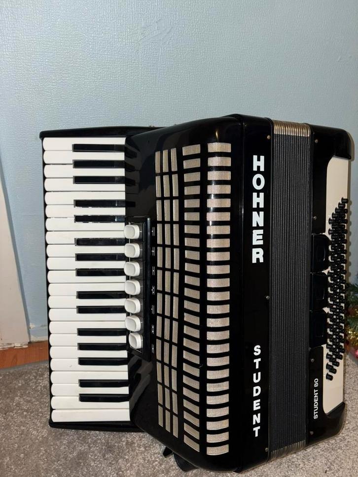 Hohner Student 80 Accordeon, Muziek en Instrumenten, Accordeons, Gebruikt, Toetsaccordeon, 80-bas, Hohner, Ophalen of Verzenden
