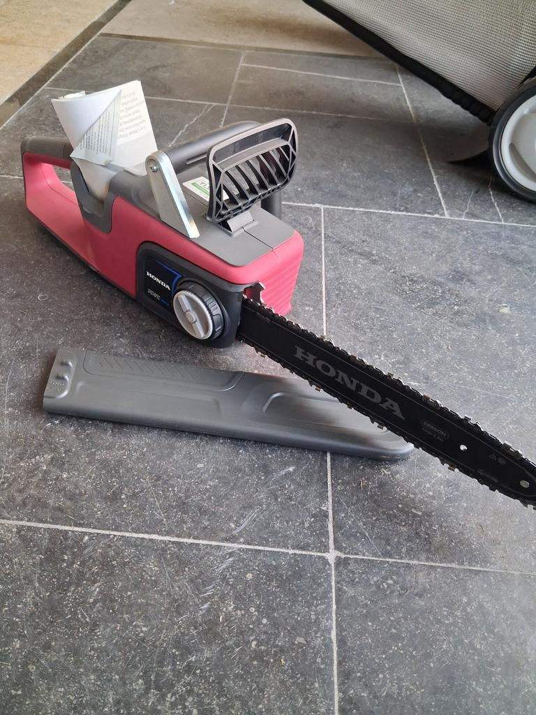 Honda HHC 36BXB accu  kettingzaag nieuw euro 175, Ophalen of Verzenden, Gebruikt