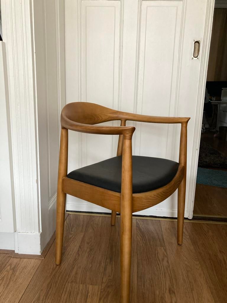 Houten Eichholtz stoel, Huis en Inrichting, Stoelen, Ophalen, Overige kleuren, Mid century modern, Zo goed als nieuw