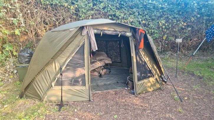 Trakker tempest 150 auquatexx ev + accessoires, Watersport en Boten, Hengelsport | Karpervissen, Zo goed als nieuw, Overige typen