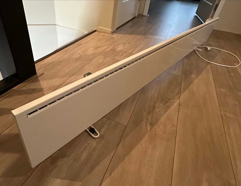 2x ADAX elektrische convectorverwarming wifi 176x21cm, Ophalen, Overige soorten, Elektrisch, Zo goed als nieuw
