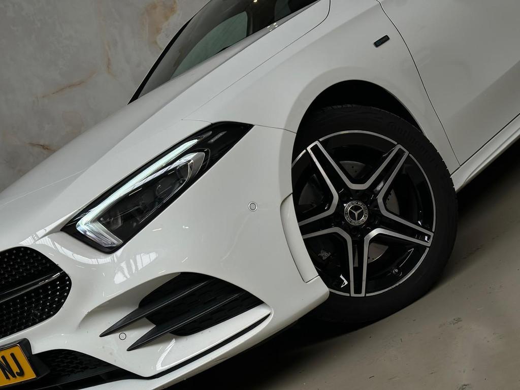Mercedes-Benz A-klasse 250 e AMG Line / Pano / Memory / sfee, Stof, Gebruikt, 4 cilinders, 16 kWh