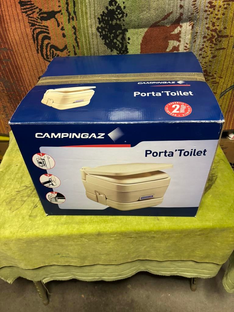 Te koop camping toilet, Caravans en Kamperen, Kampeeraccessoires, Ophalen of Verzenden, Zo goed als nieuw