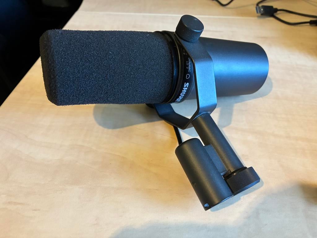 Te koop Shure sm7b NIEUWSTAAT, Muziek en Instrumenten, Microfoons, Zo goed als nieuw, Studiomicrofoon, Ophalen of Verzenden