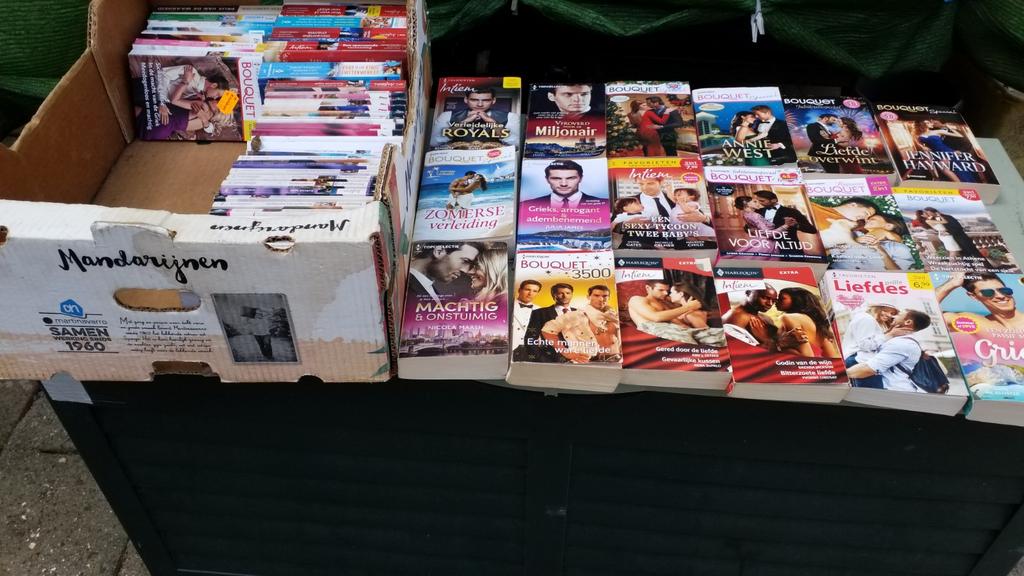 Bouquet  roman reeks  leesboekjes, Ophalen of Verzenden, Gelezen