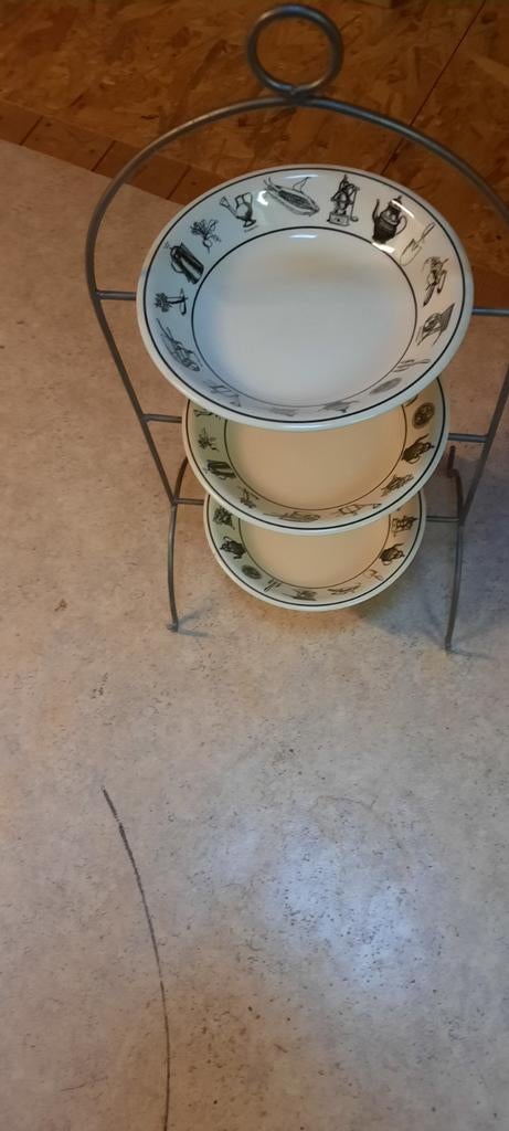 Etagere met 3 borden, Huis en Inrichting, Woonaccessoires | Etagères, Ophalen of Verzenden, Zo goed als nieuw
